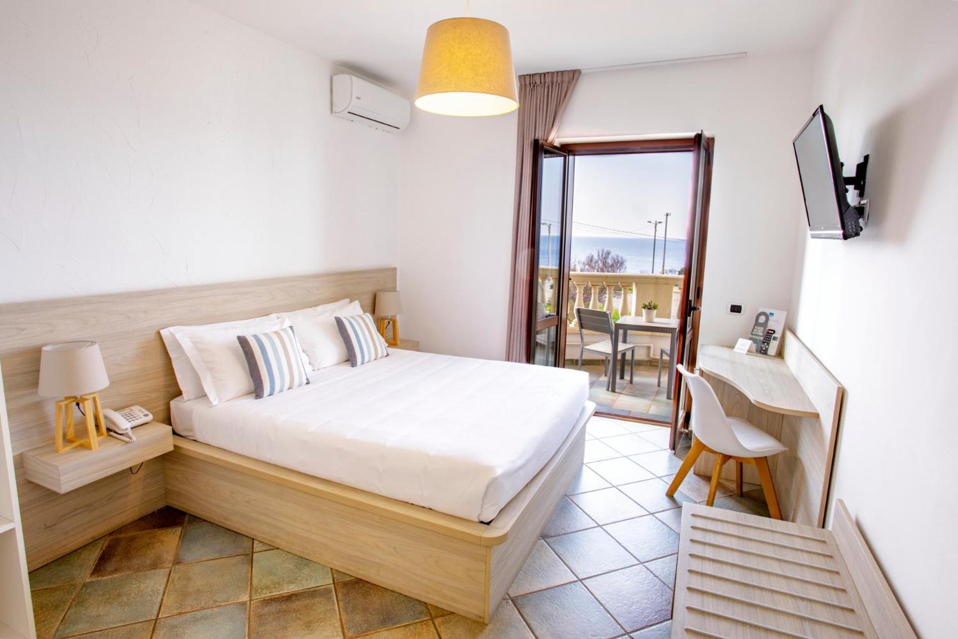 Hotel Corallo Santa Maria al Bagno Exteriör bild