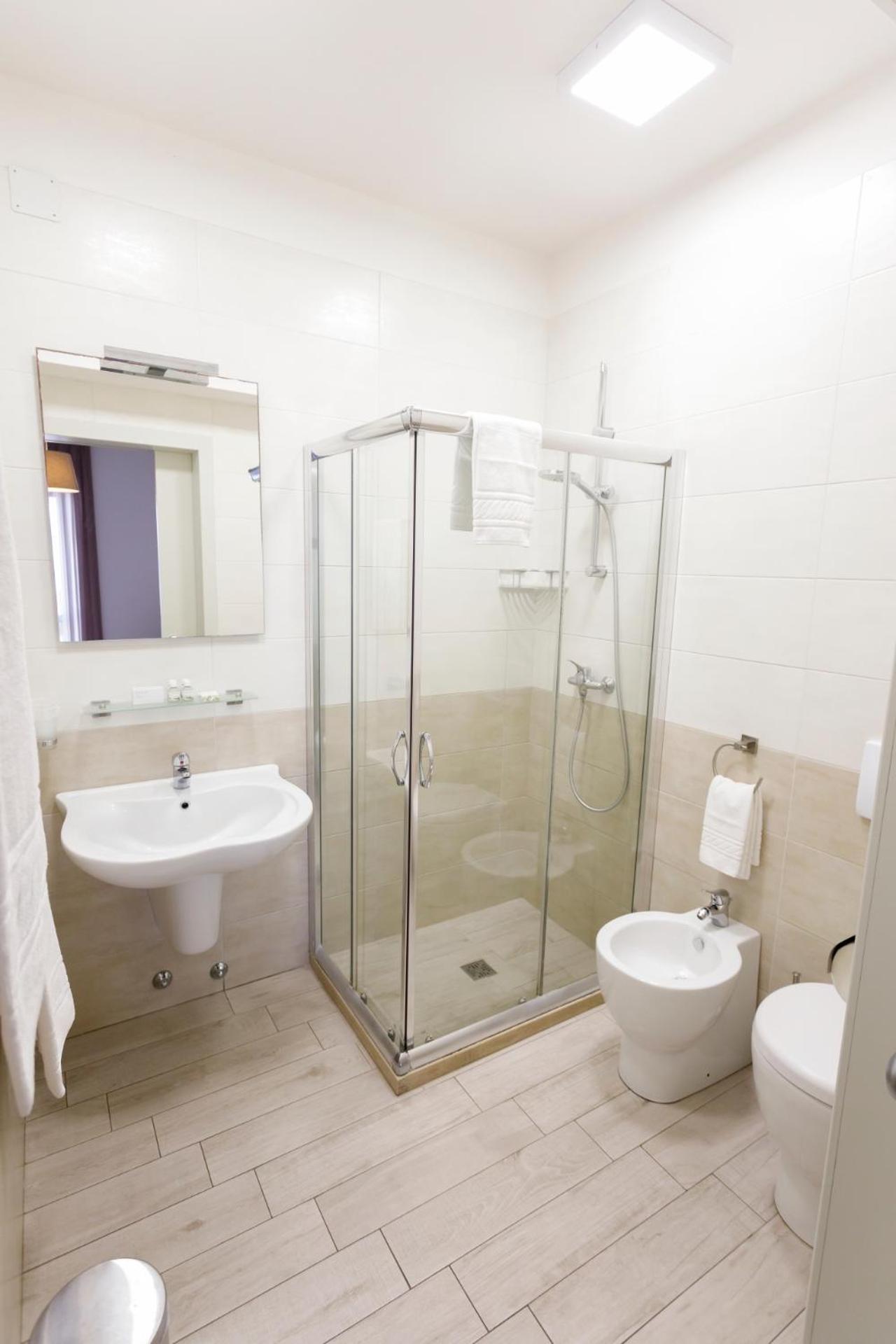 Hotel Corallo Santa Maria al Bagno Rum bild