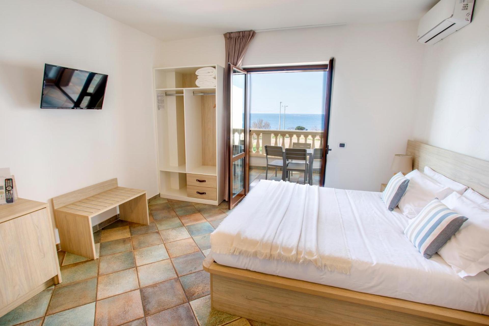 Hotel Corallo Santa Maria al Bagno Exteriör bild